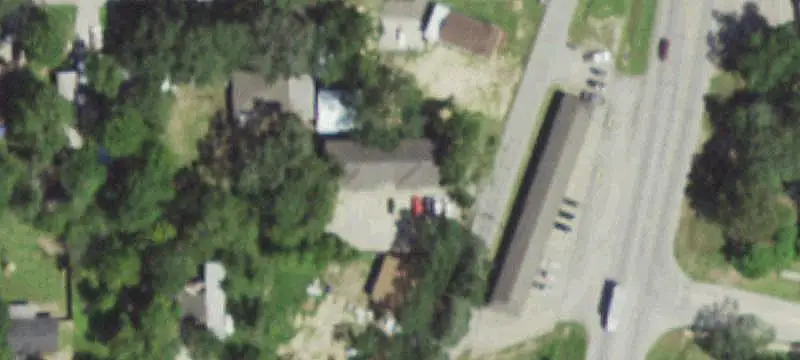 8-Unit Apartment Building