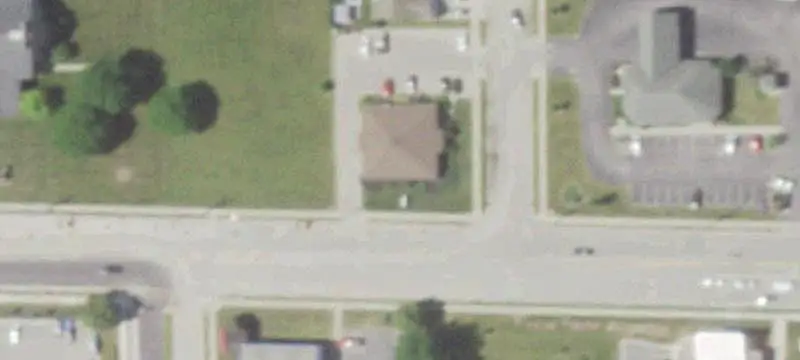 Single-Tenant Brick Office Building