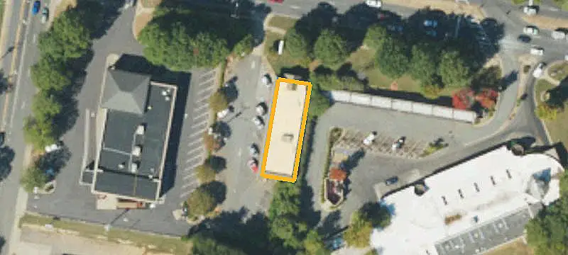 Freestanding Storefront Property