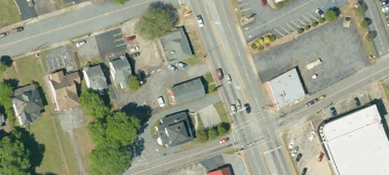Single-Tenant Office Building