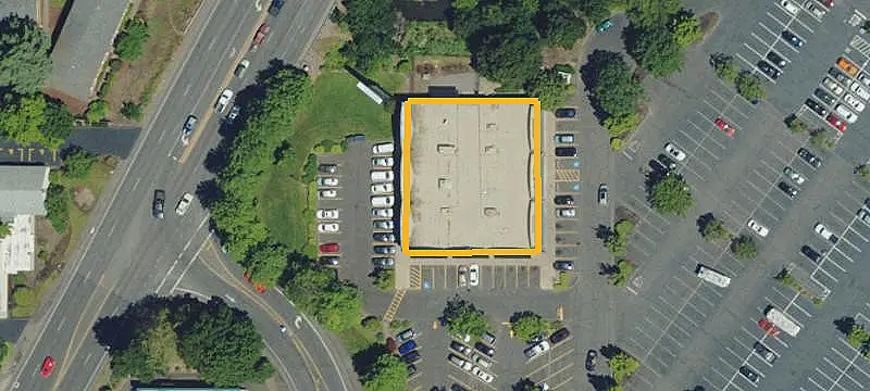 Shadow-Anchored Retail Center