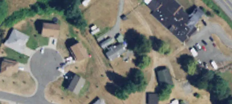 Manufacturing Building With Additional Site Area
