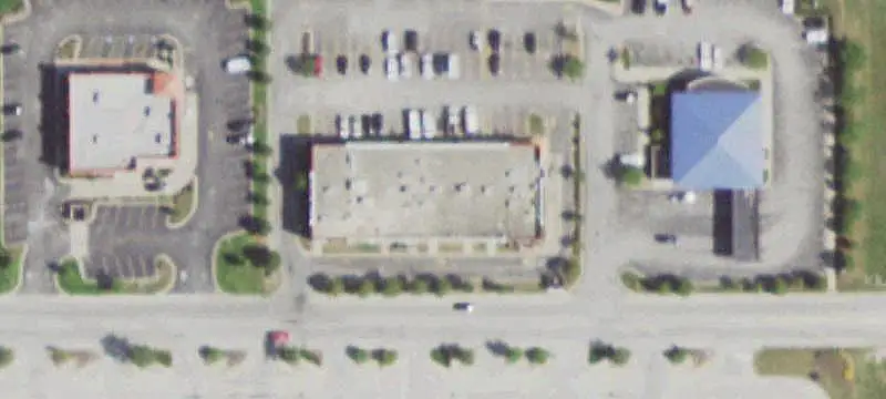 Retail Suite in Shopping Center