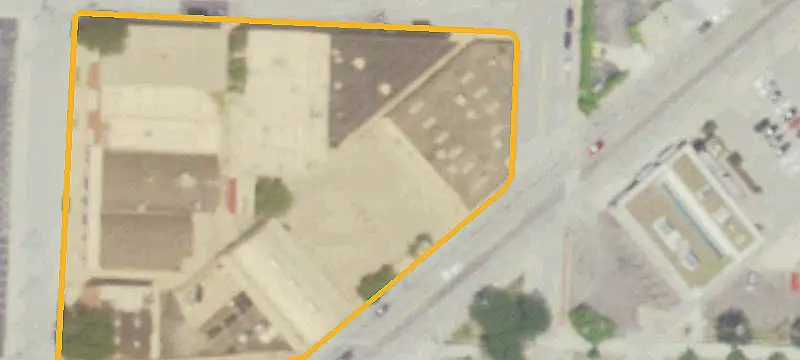 Corner Flex Space with Loading