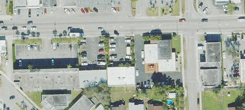 Freestanding Mixed-Use Building
