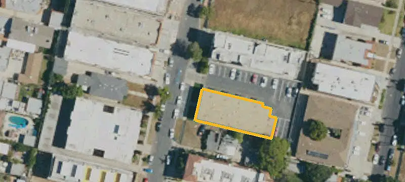 18-Unit Apartment Building