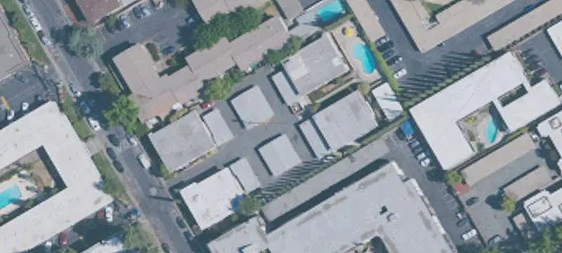 31-Unit Renovated Apartment Building