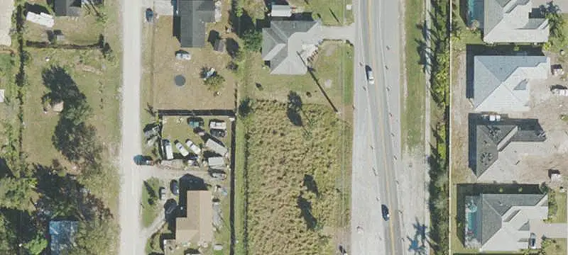 Signalized Commercial Land