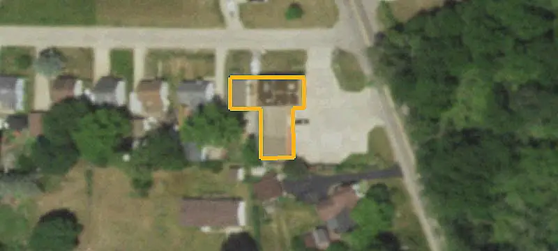 Restaurant Building With Equipment