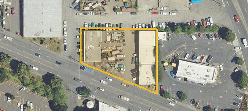 Two-Building Auto Shop Property