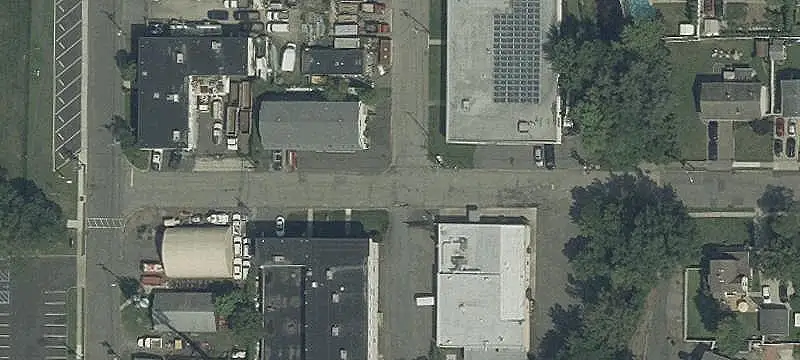 Leased Flex Building with Loading Dock