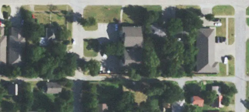 16-Unit Apartment Building
