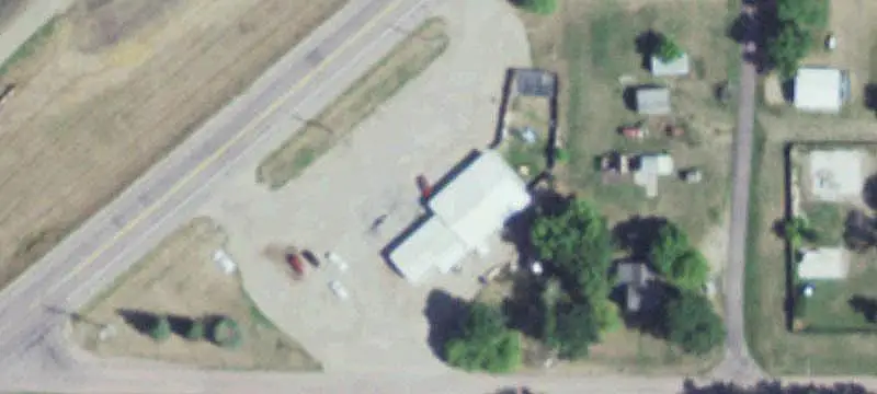 Mixed-Use Bar, Restaurant and Convenience Store