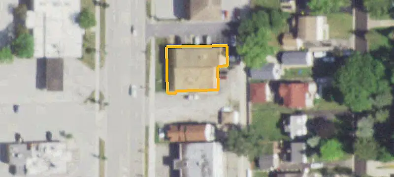 Brick Flex Building with Drive-In