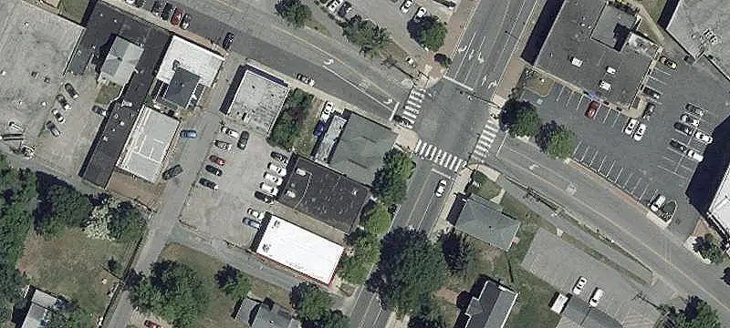 Single-Tenant Office Unit