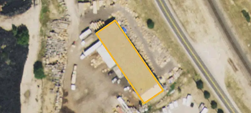 Distribution Facility with Outdoor Storage