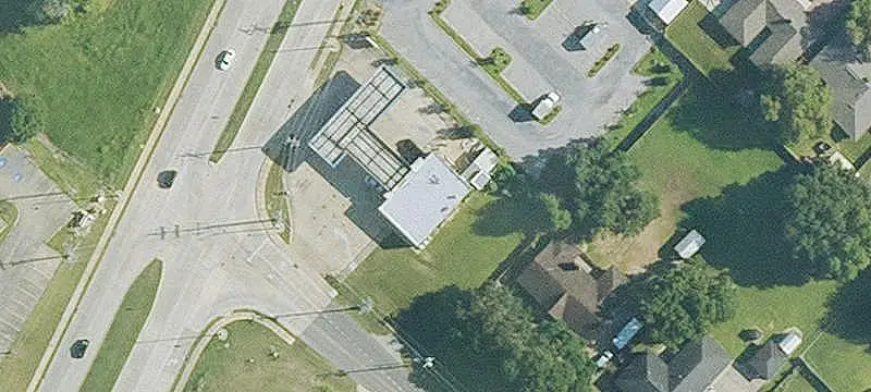 Gas Station Business with Kitchen
