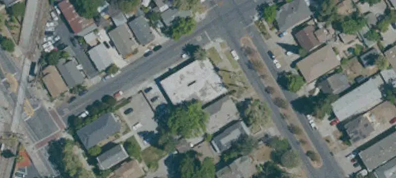12-Unit Apartment Building