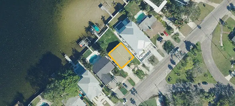 Lots/Land