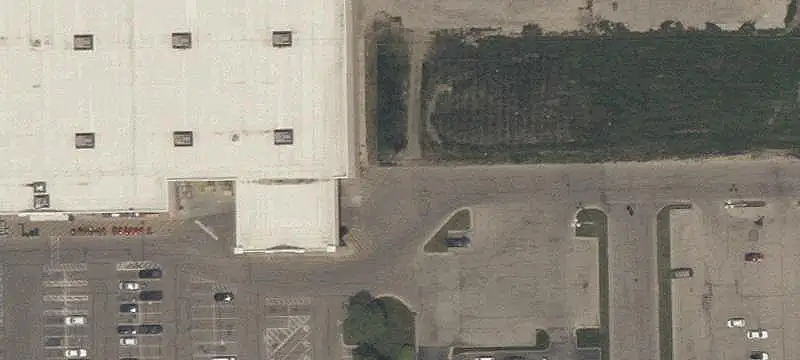 Anchored Shopping Center