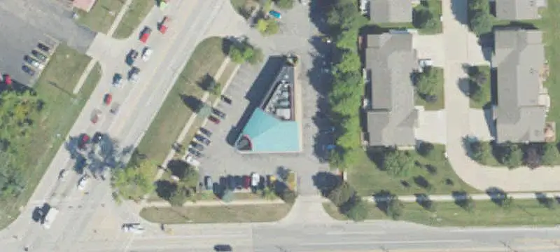 Restaurant Building at Hard Corner