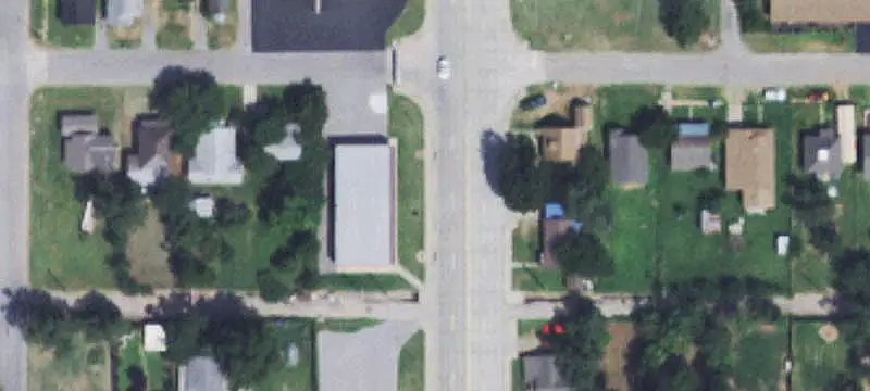 Flex Building with Dual Storefronts