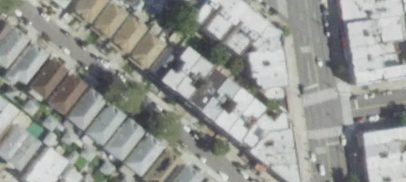 6-Unit Apartment Building