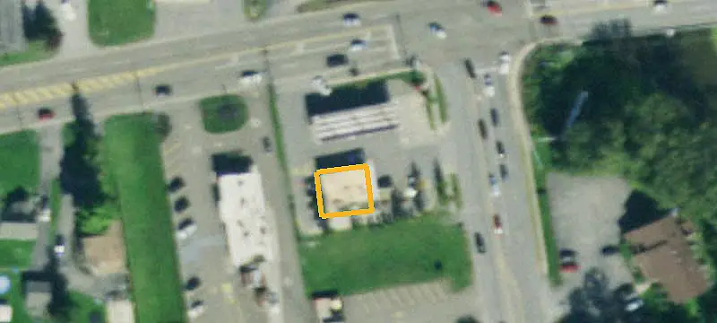 Warehouse with Nearly Four Acres