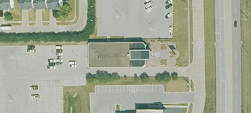 Retail Space on Auto Mile