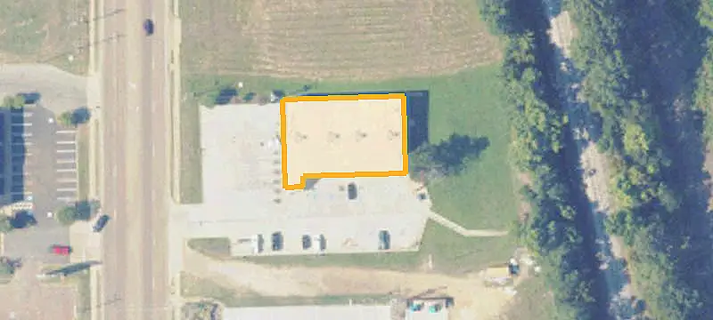 Level Commercial Land