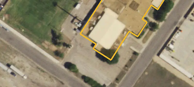 48,507-Square-Foot School Property