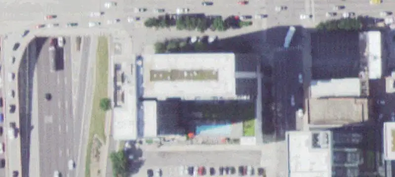 Open-Plan Retail Space