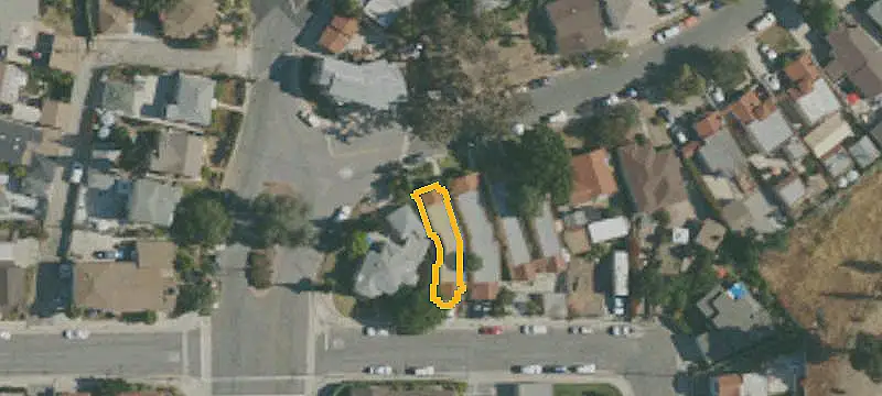 Four-Unit Apartment Quadplex