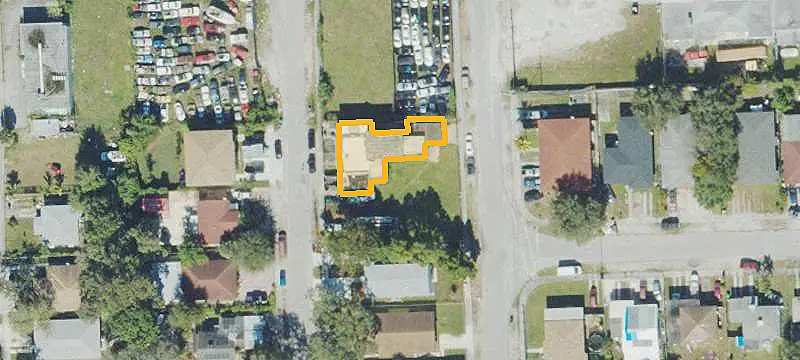 Renovated Fourplex with Detached Suite