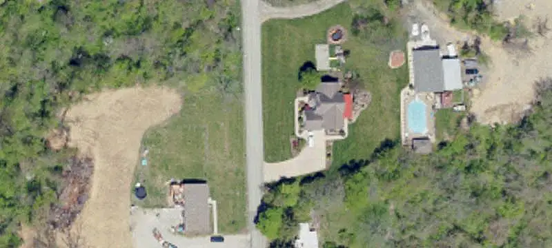Farm-Acreage-Lot / Res Land (5 Acres or More)