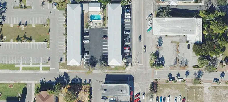 29-Unit Apartment Building