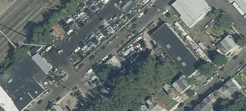 Cross-Dock Distribution Center