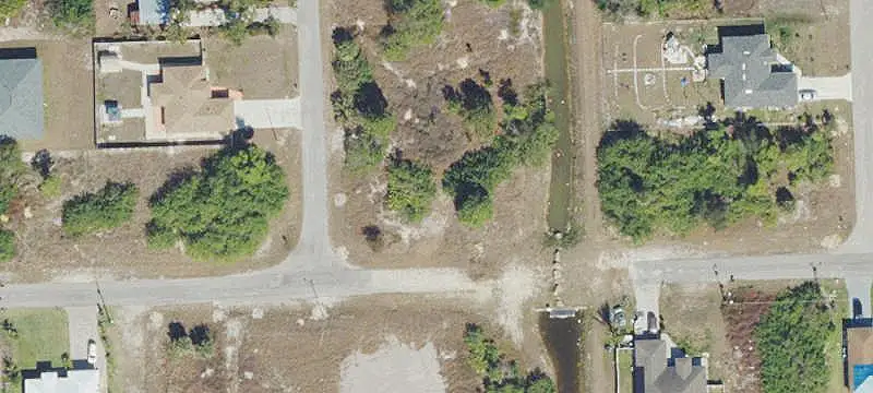 59 Alan Ave S, Lehigh Acres, FL 33976