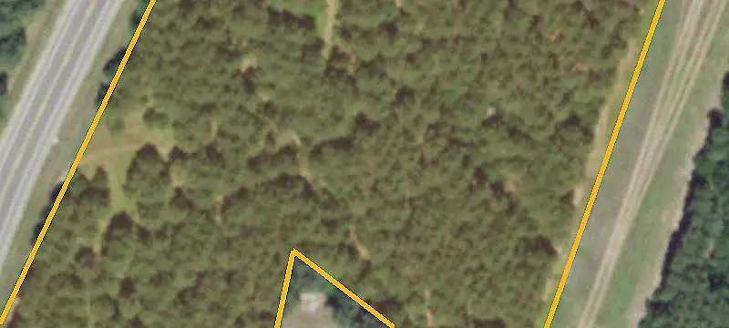 Lots & Acreage / Rural
