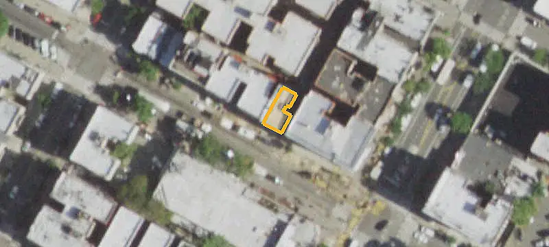 Six-Unit Apartment Walk-Up