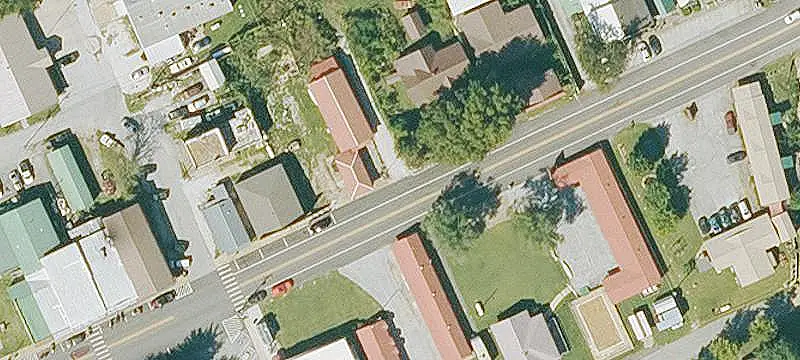 Highway-Fronting 11-Room Motel
