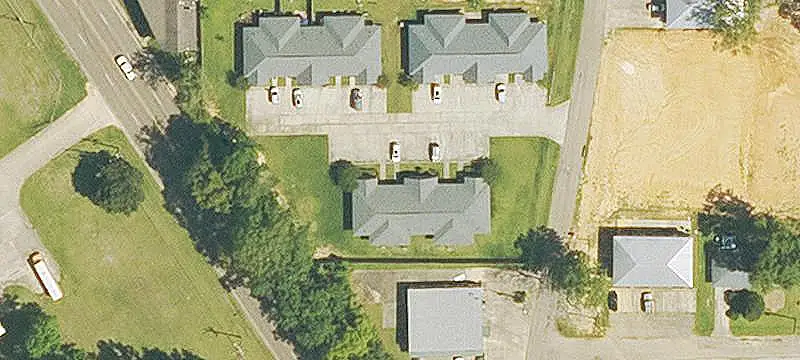 12-Unit Apartment Buildings