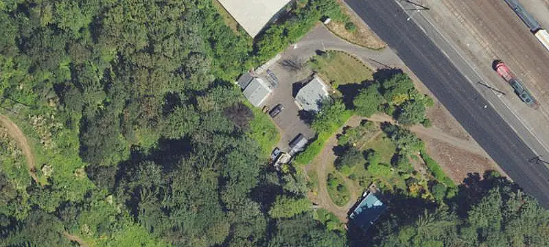 Cannabis Retail Property with Oversized Door