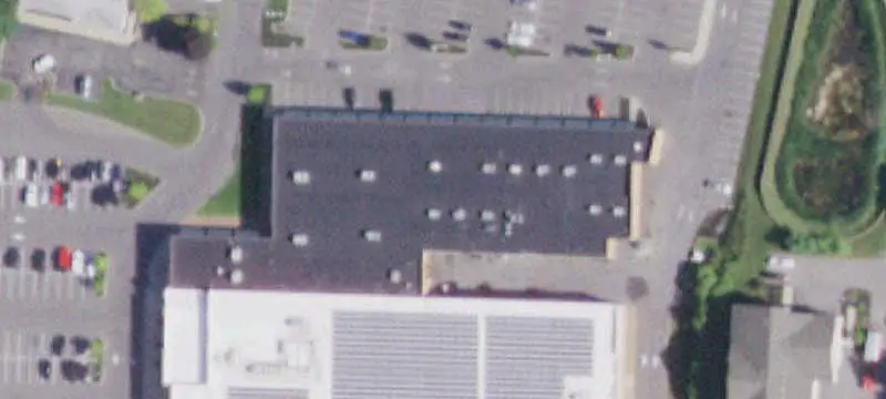 Target-Anchored Retail Space