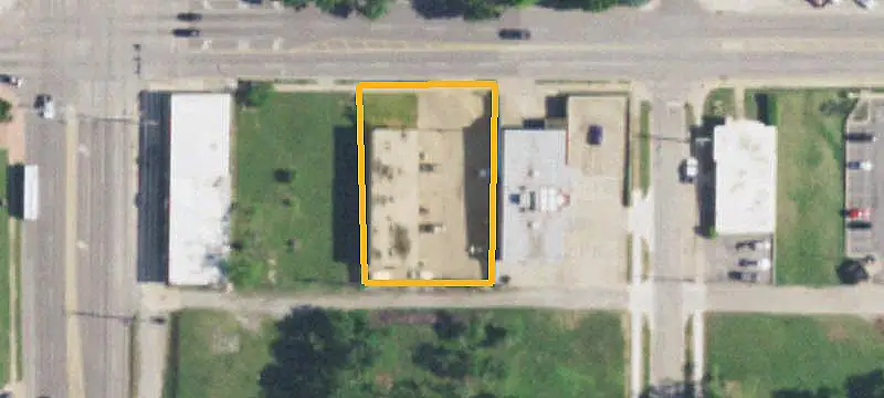 10-Unit Apartment Building