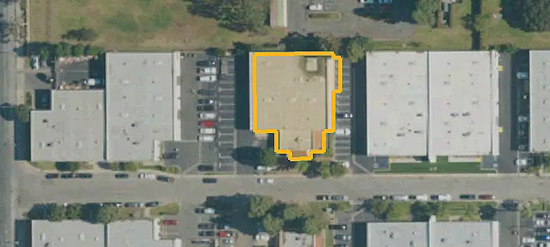 Flex Building with Roll-Up Doors