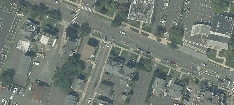 Updated 12-Room Office Building