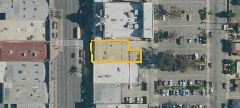 High-Visibility Retail Space