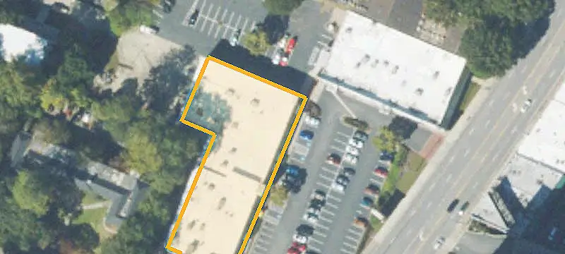 Single-Suite Retail Space