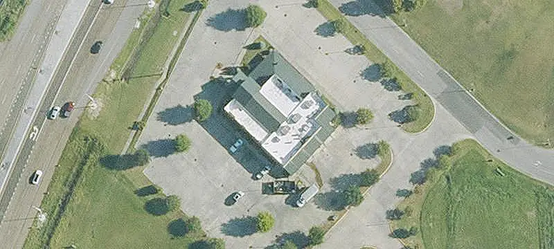 Restaurant Building with Included FF&E